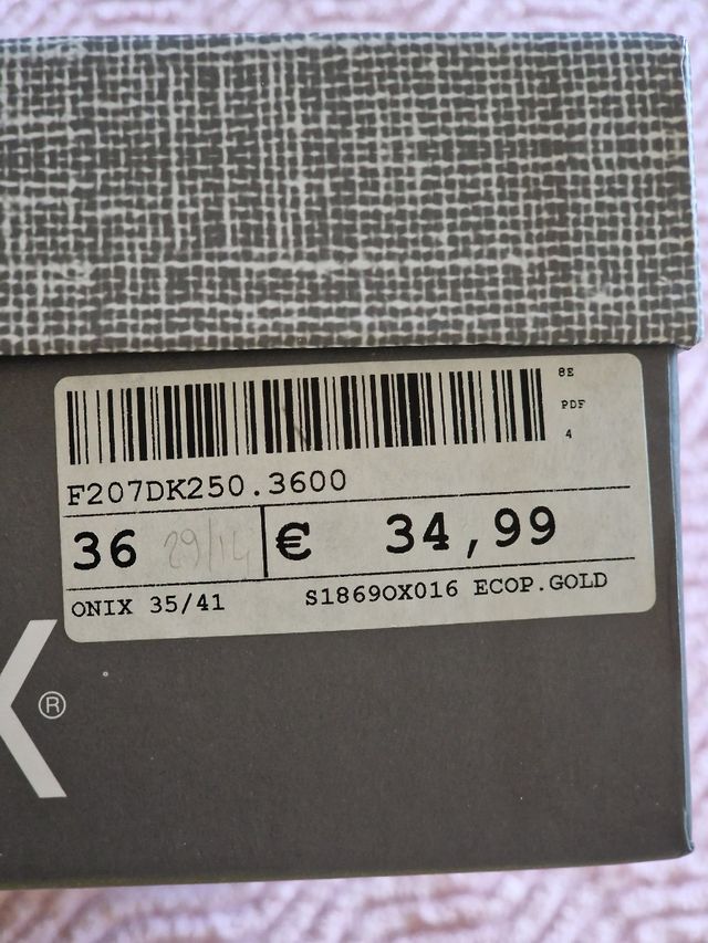 Sandali Onix neri e turchesi