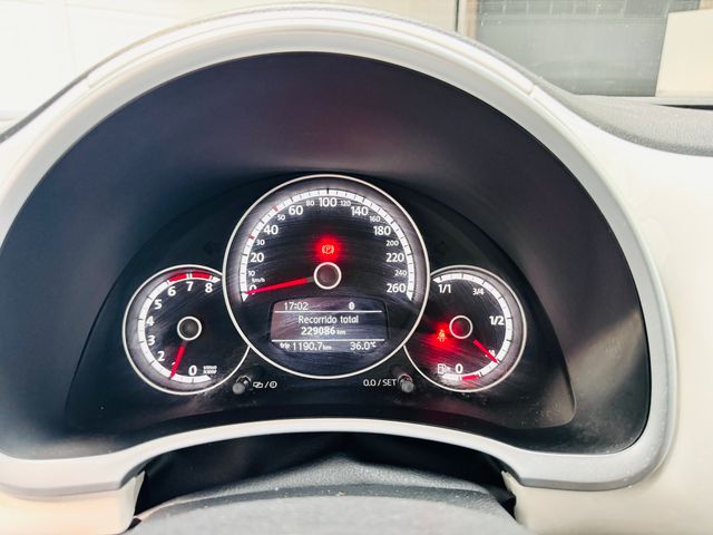 Volkswagen Beetle 1.2 TSI 105cv Fender Edition