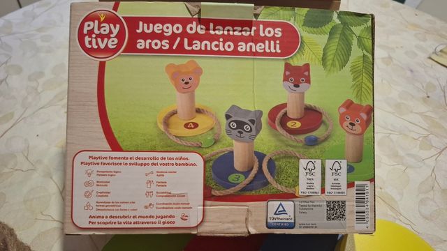 Set de juguetes de desarrollo y motricidad.