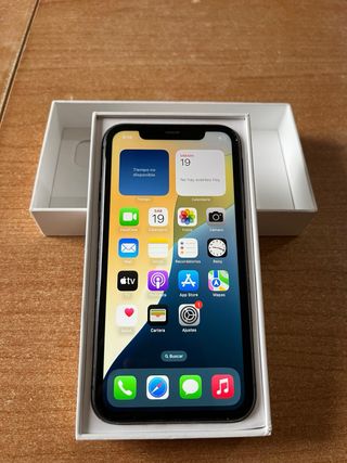 iPhone 11 64GB - Negro