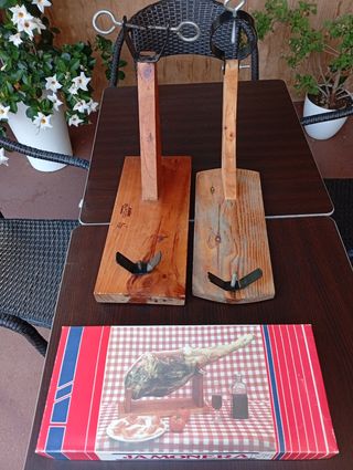 3 Jamoneras de madera