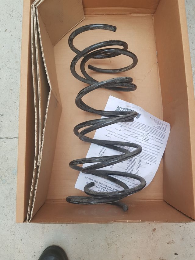 Muelles delanteros originales Peugeot 206