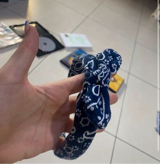 Cerchietti con fiocco: blu e rosa