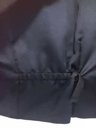 Chaleco negro brillante Endicott