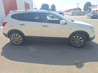 Nissan Qashqai+2 2010