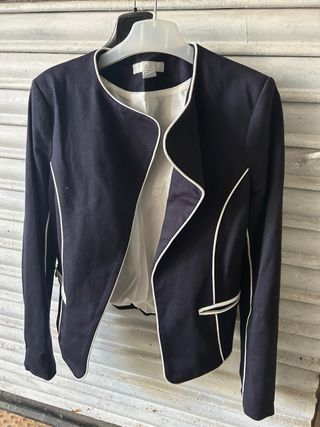 Leggins, abrigos, albornoz, falda, vestido, camisa