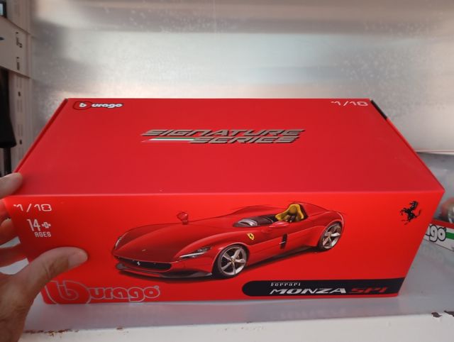 Burago Ferrari Monza SP1 1/18