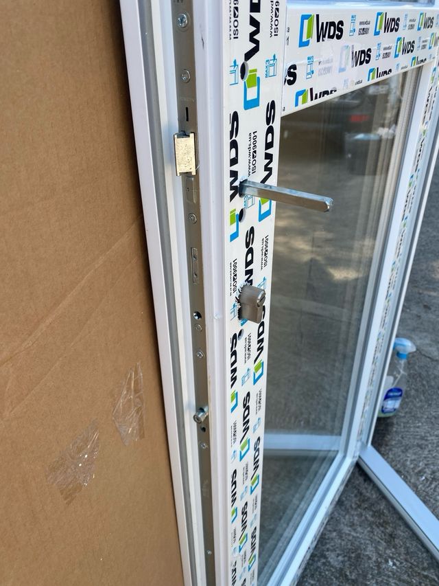 Puerta PVC blanca 795x2090mm