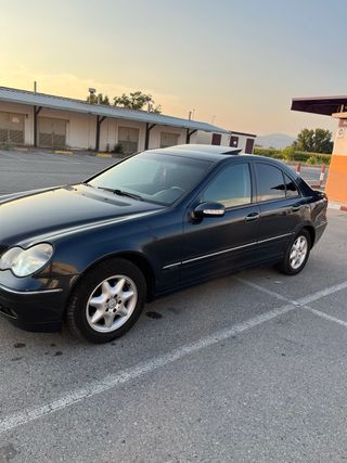 Mercedes-Benz Clase C 2003