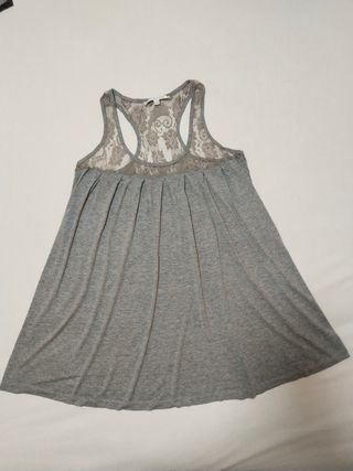 Camiseta Bershka gris - Talla L