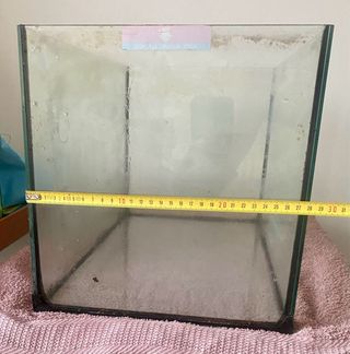 Acuario de cristal 40 litros
