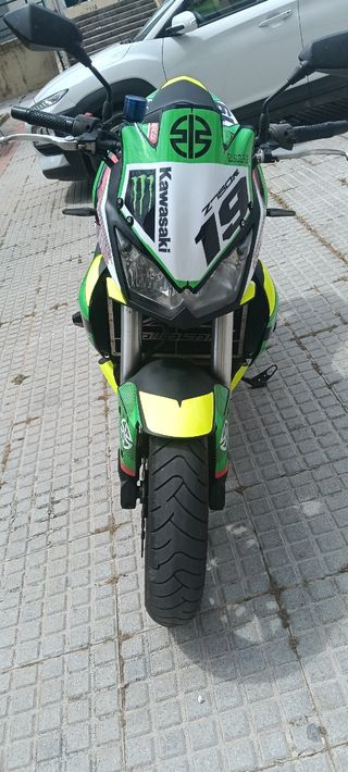 Kawasaki Z750 (2008) - ITV hasta 2027