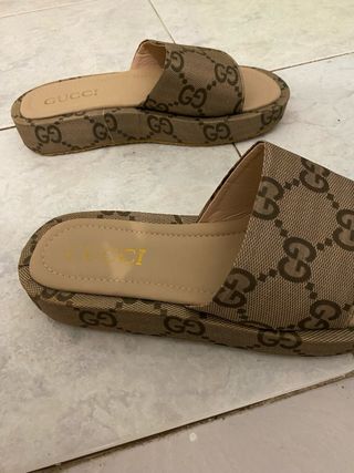 Sandalias Gucci plataforma