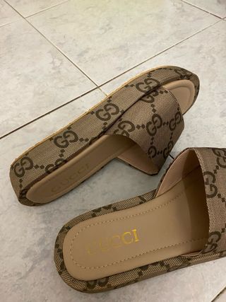 Sandalias Gucci plataforma