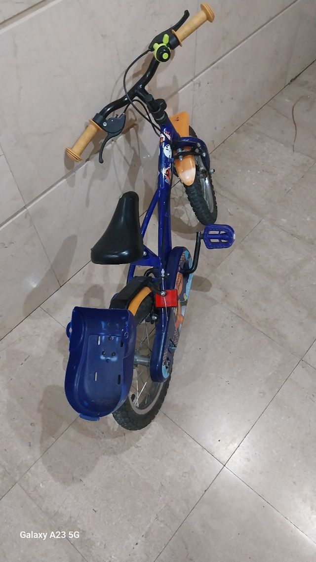 Bicicleta niño Pungo 12" Hello Boys