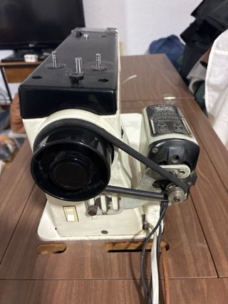 Máquina coser Alfa | Mueble incluido