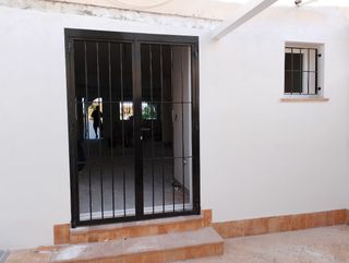 Fabricación,montaje de puertas,rejas, estructuras