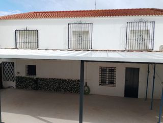 Fabricación,montaje de puertas,rejas, estructuras