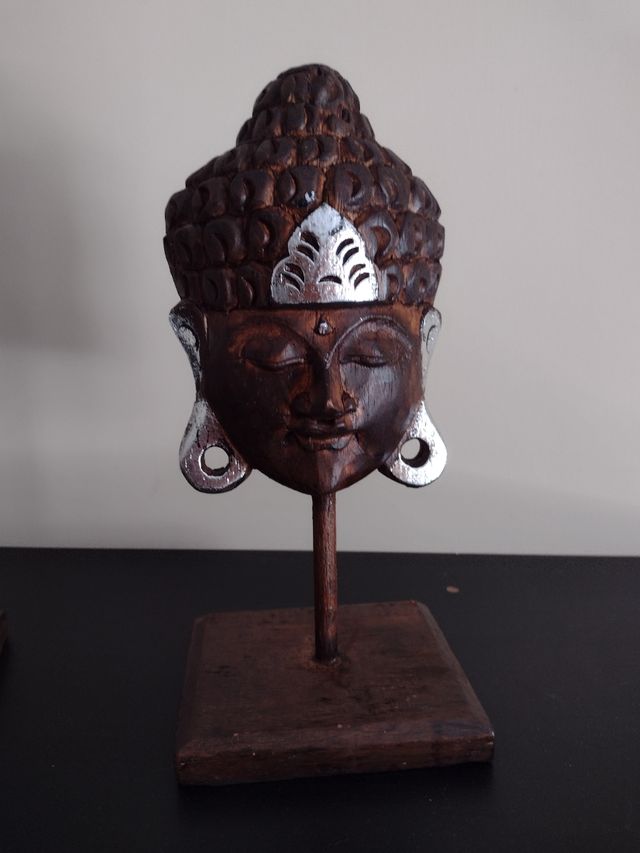 Maschere etniche in legno