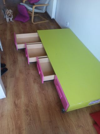 Cajonera bajocama rosa/verde 4 cajones madera maci