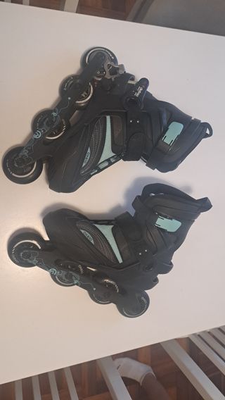Patines + Protecciones + Bolsa
Oxelo