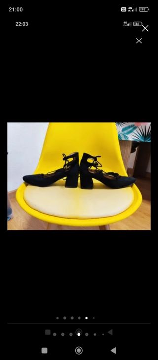 Zapatos salón talla 37.