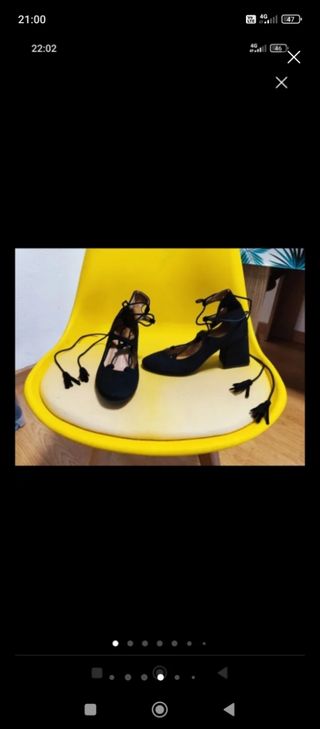Zapatos salón talla 37.