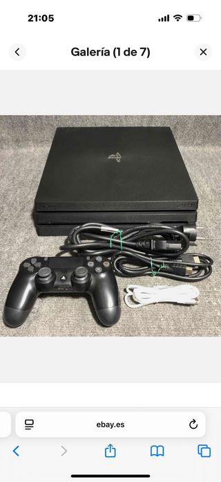 PS4 (PlayStation 4) negra