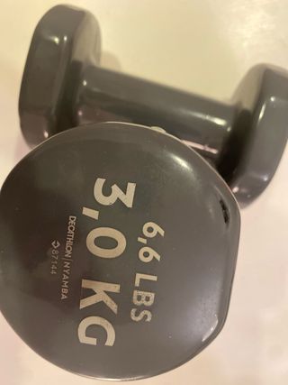 Kit fitness: pesas, gomas, aro pilates