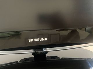 TV Samsung 32" Negro