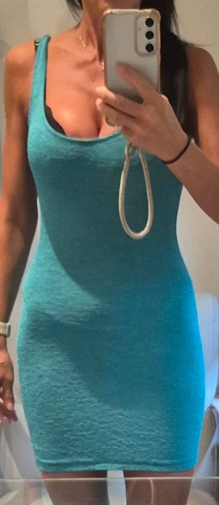 Vestido turquesa ajustado talla s