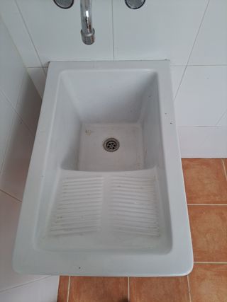 Pila lavadero antigua