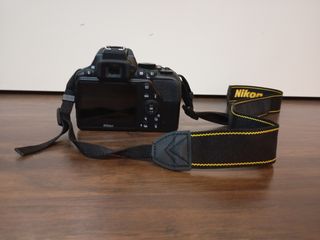 Nikon D3500 Kit - Cámara réflex