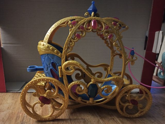 Carrozza Cenerentola + Cavallo