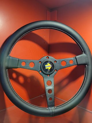 Volante Momo Prototipo - Piel