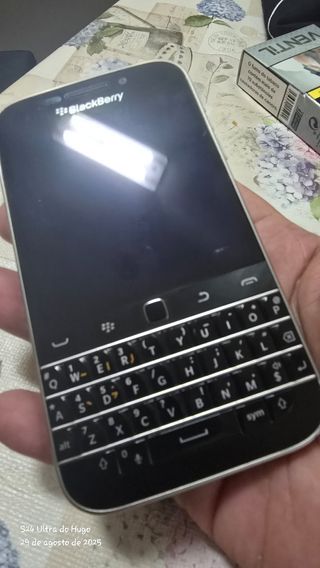 BlackBerry Classic - Smartphone
