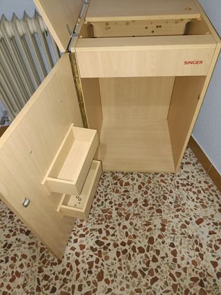 Mueble coser madera beige