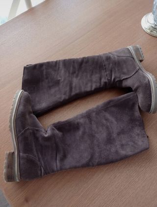 Botas altas ante marrón Zara