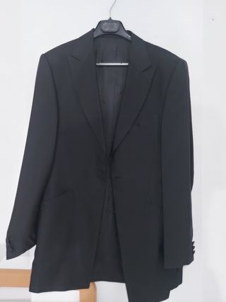Chaqueta negra traje boda