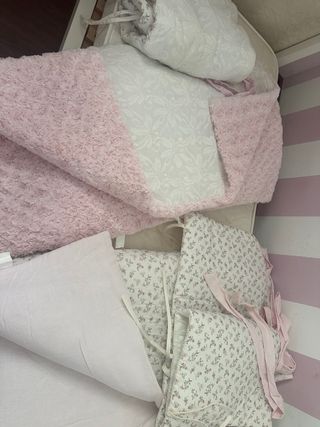 Colcha cuna bebé rosa - 4 piezas