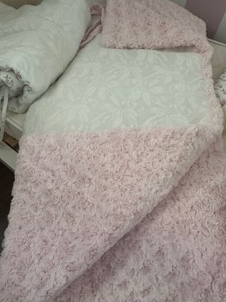 Colcha cuna bebé rosa - 4 piezas