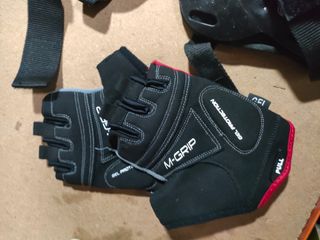 Rodilleras, coderas y guantes Oxelo
