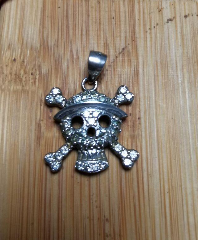 Colgante Calavera Plata Brillante