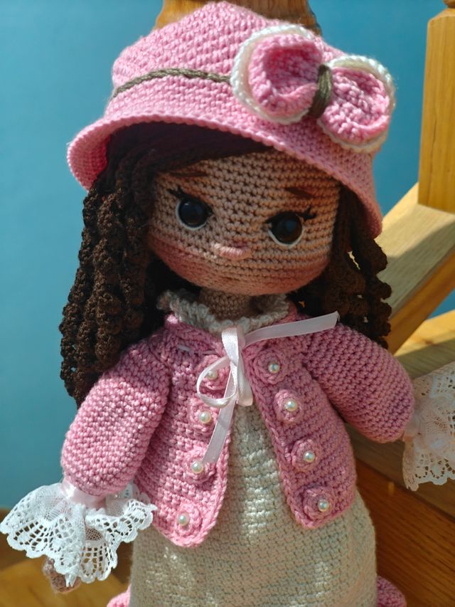 Muñeca amigurumi crochet