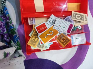 Monopoly Grab & Go Tamaño de viaje