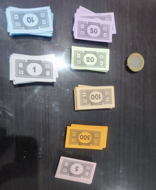 Monopoly Grab & Go Tamaño de viaje