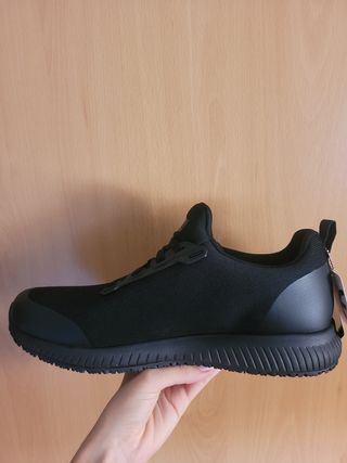Zapatillas Skechers negras