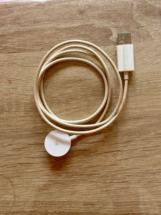 Oferta hoy !!!Reloj smartwatch Michael Kors dorado