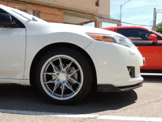 Llantas JR44 Japan Racing+neumáticos Pirelli