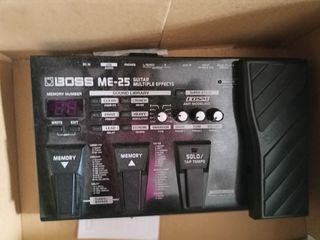BOSS ME-25 Pedalera Multiefectos